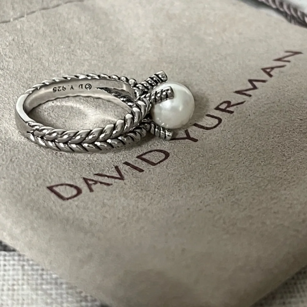 David Yurman Silver Ring with White Pearl sz7 - Picture 3 of 5